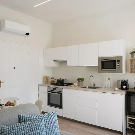 Exclusive Blue - Center - - Near Station * Como