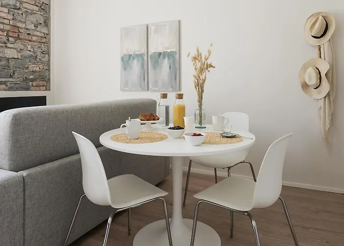 Exclusive Blue - Center - - Near Station Apartamento Como