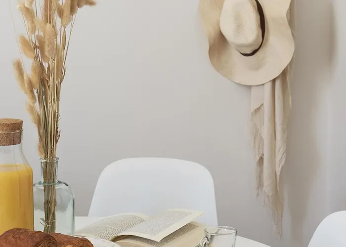 Exclusive Blue - Center - - Near Station Como